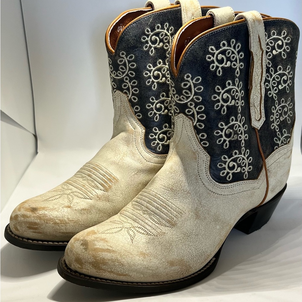 DAN POST - NWT-Woman’s Cream and Blue Leather Ankle Boots